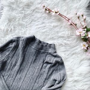 Mockneck / Turtleneck Top